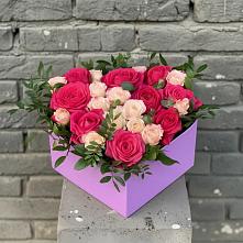 Цветочная композиция из Розы в коробке #REPLACE_PRED# Ёгле