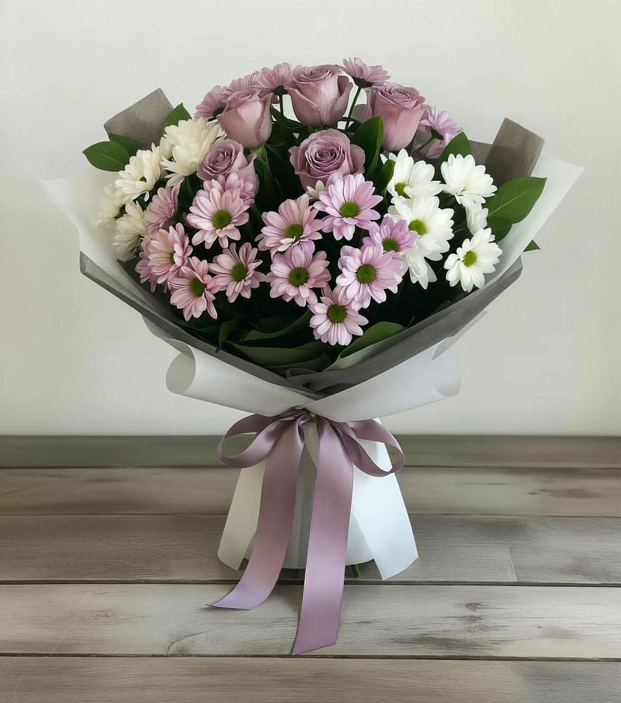 Букет цветов из: Хризантемы и Розы в Ёгле