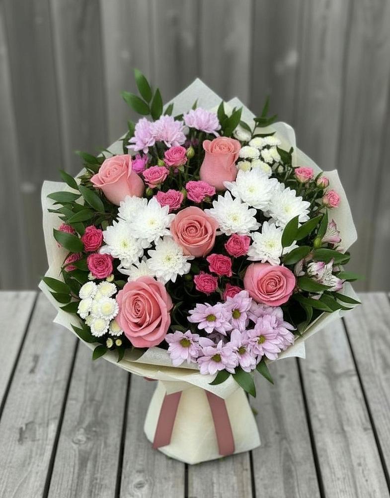 Букет цветов из: Альстромерии, Гвоздики, Розы и Хризантемы в Ёгле