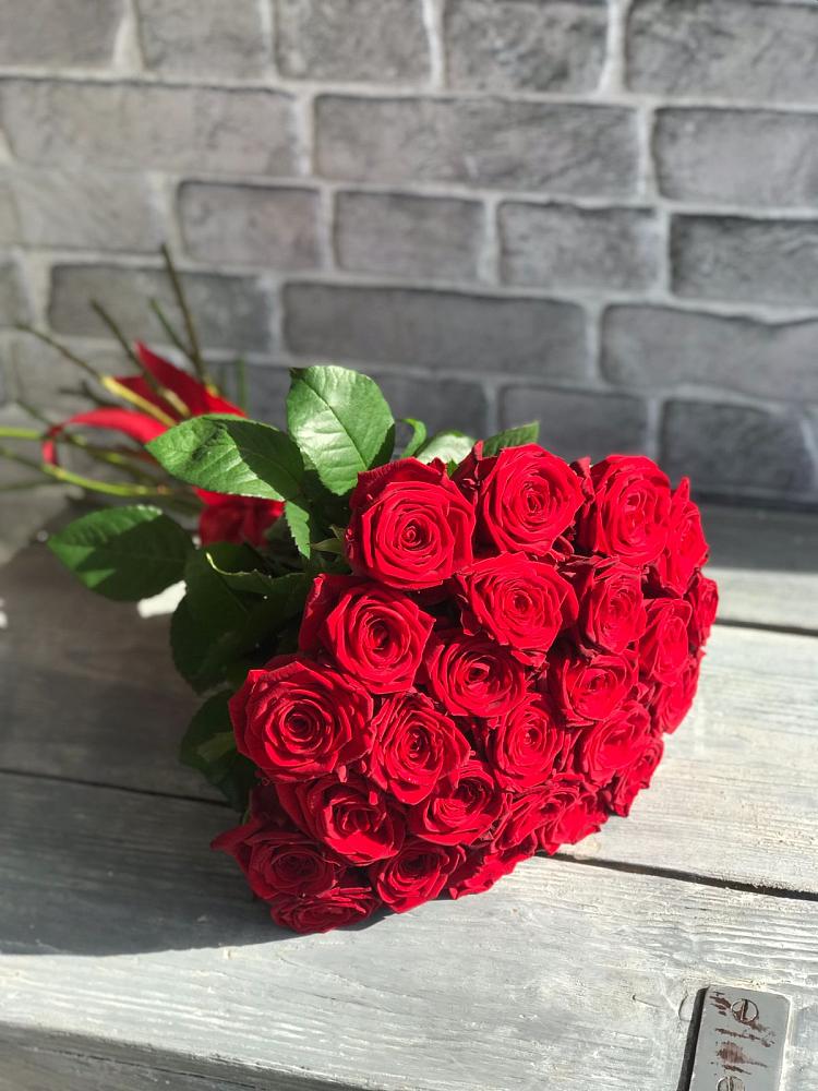 Букет Красные розы Фридом в Ёгле