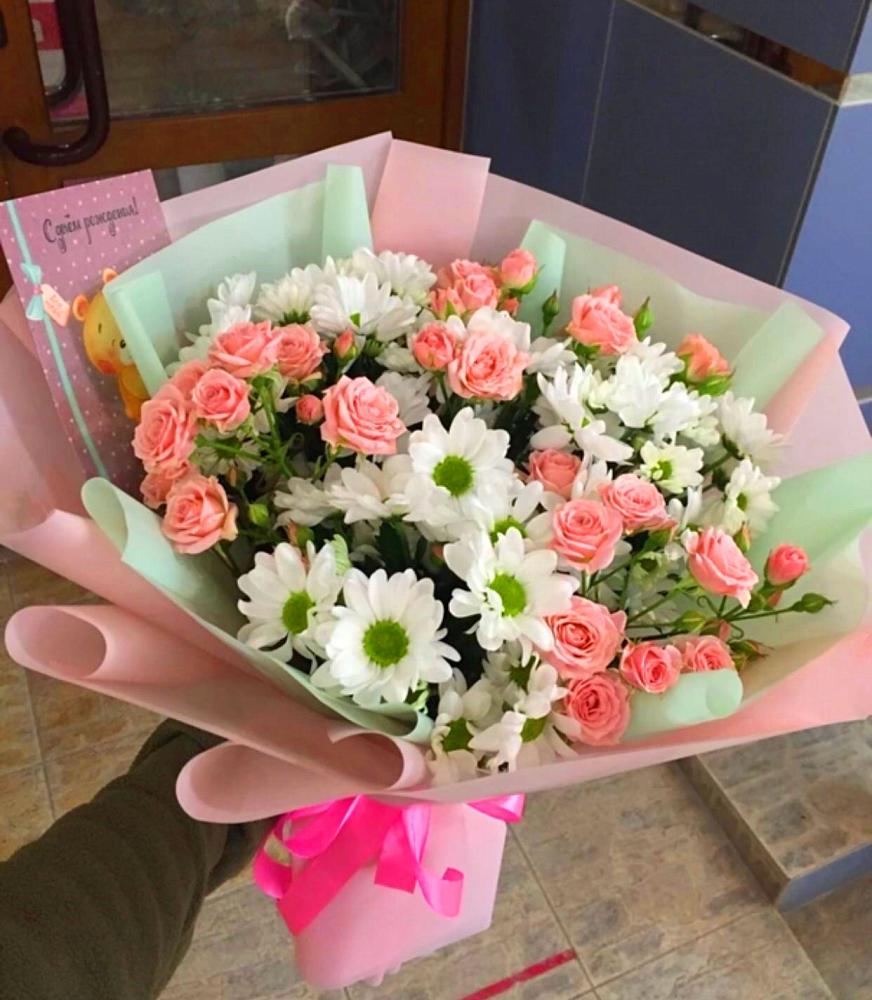 Букет цветов из: Розы и Хризантемы в Ёгле