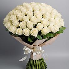 Букет 101 беля роза Белоснежка в Ёгле