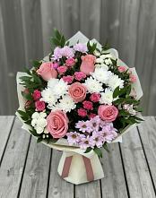 Букет цветов из:  Альстромерии, Гвоздики, Розы и Хризантемы в Ёгле