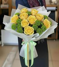 Букет цветов из:  Хризантемы и Розы в Ёгле