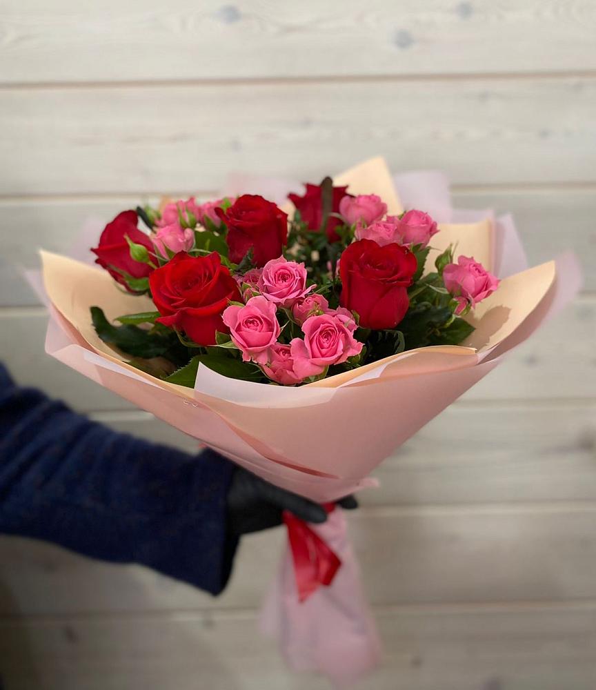 Букет цветов из: Розы в Ёгле