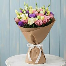 Букет цветов из:  Лизиантусы в Ёгле