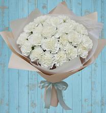 Букет цветов из:  Гвоздики #REPLACE_PRED# Ёгле